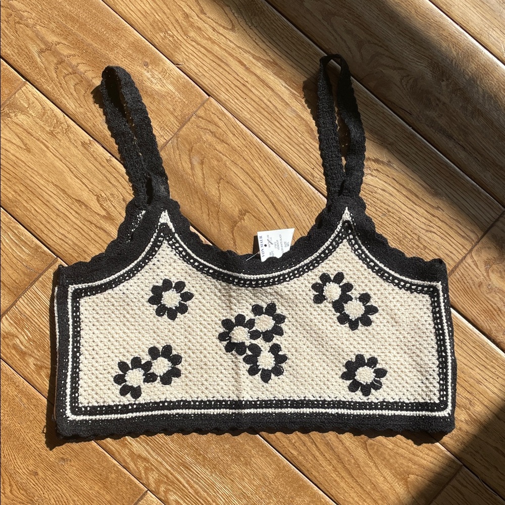 Le Lis Black and Cream Crochet Top